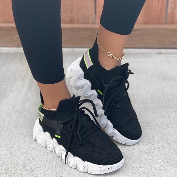 Black FlyKnit Oversized Chunky Platform Sneaker - Picture 2 of 12